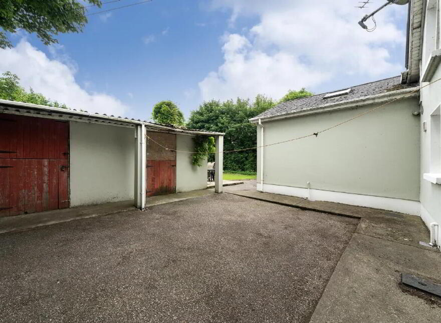 St. Killians Park, Mullagh, A82CD39