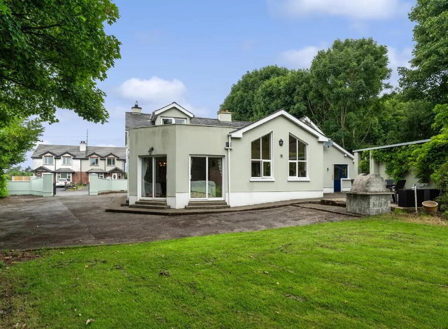 St. Killians Park, Mullagh, A82CD39