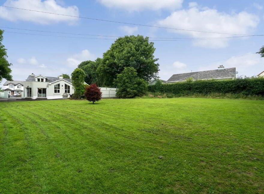 St. Killians Park, Mullagh, A82CD39