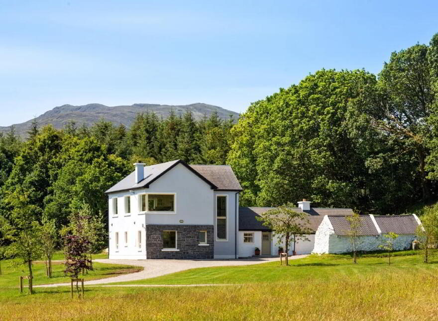 Castle Terry Cottage, Terrybaun, Bofeenaun, Ballina, F26X6H7