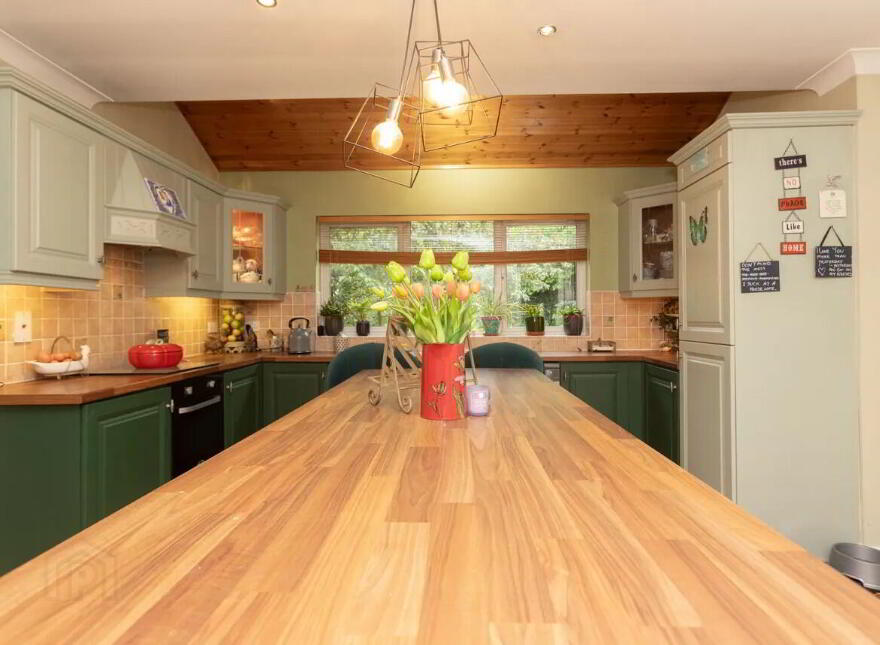 37 The Crescent, Lakepoint, Mullingar, N91C5H9