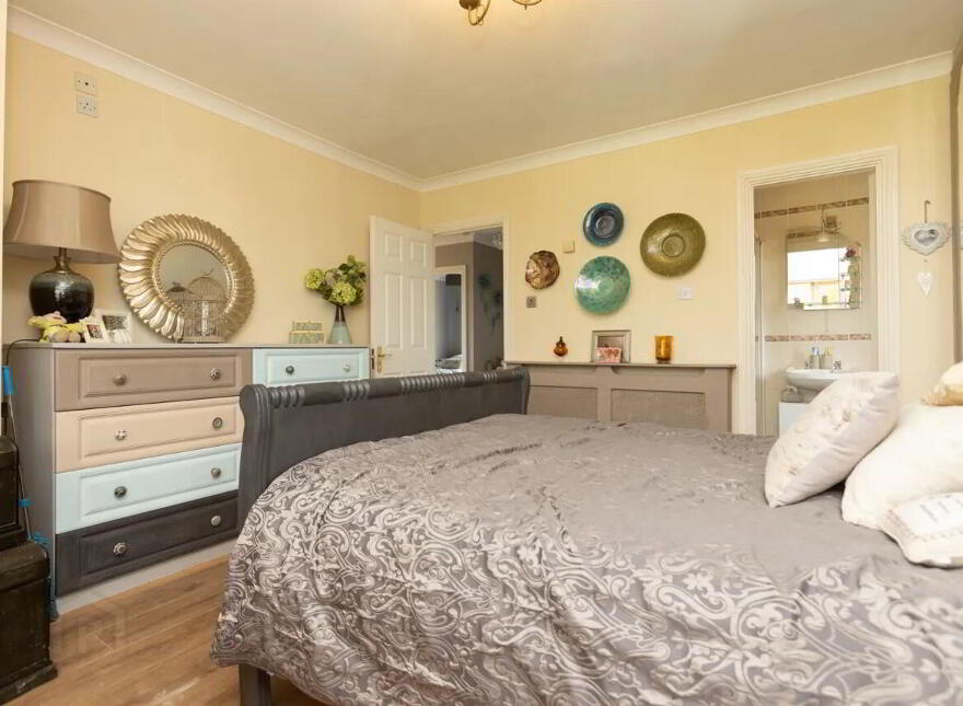 37 The Crescent, Lakepoint, Mullingar, N91C5H9