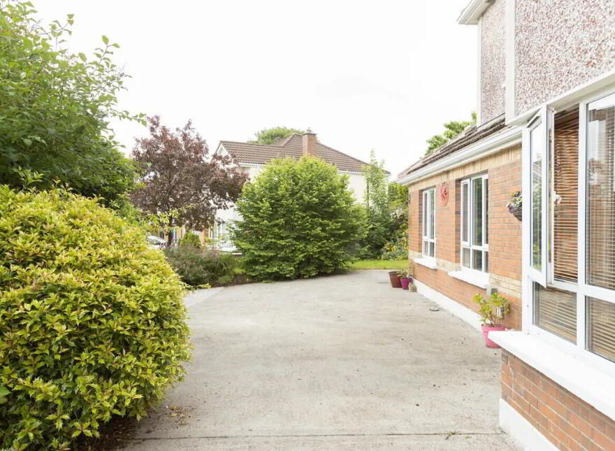 37 The Crescent, Lakepoint, Mullingar, N91C5H9