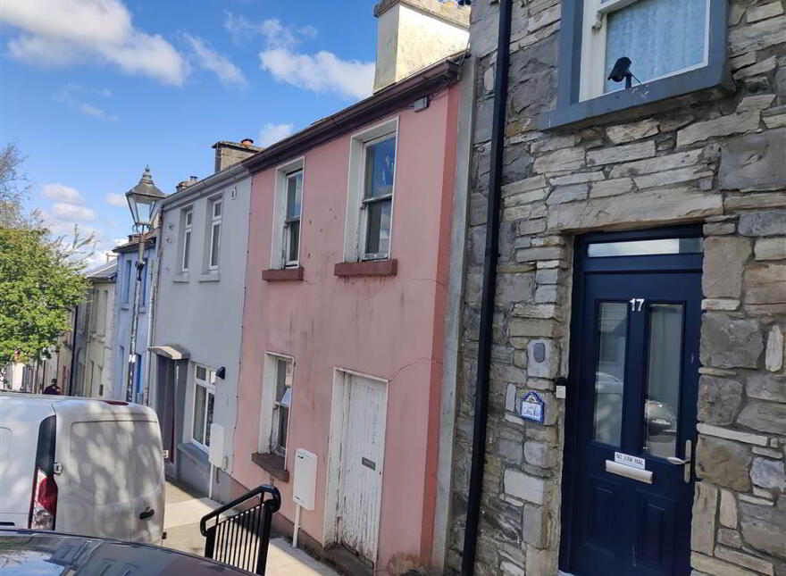 16 Peter Street, Westport, F28V061