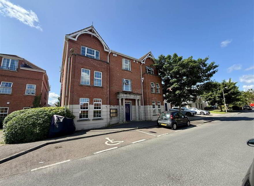 6f The Demesne, Carryduff, Belfast, BT8 8GW photo