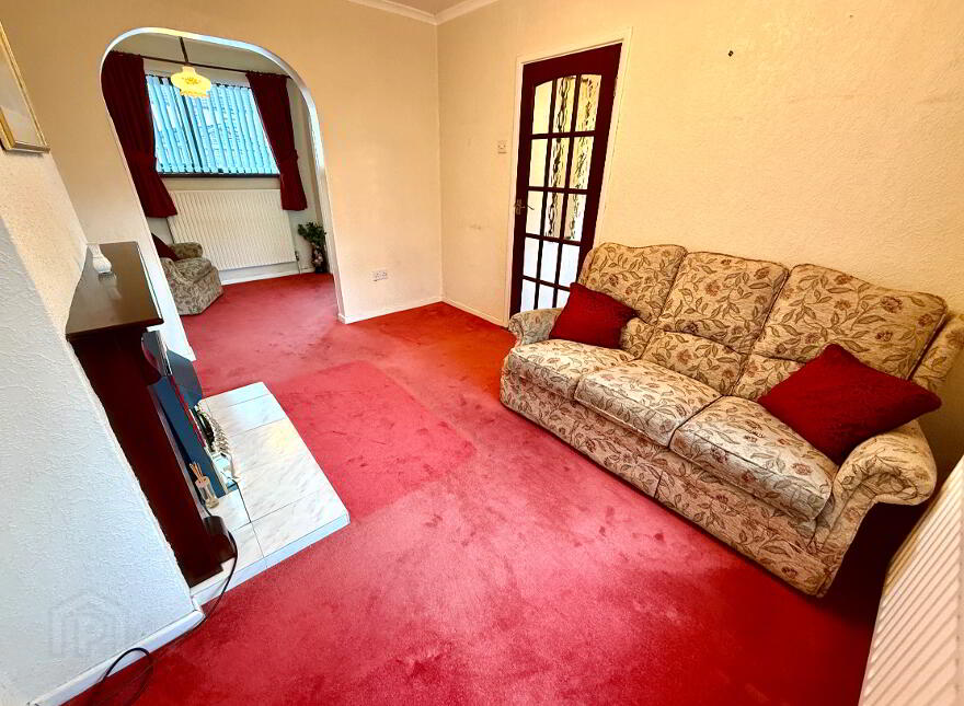34 Erne Gardens, Irish Street, Londonderry, BT47 2HQ