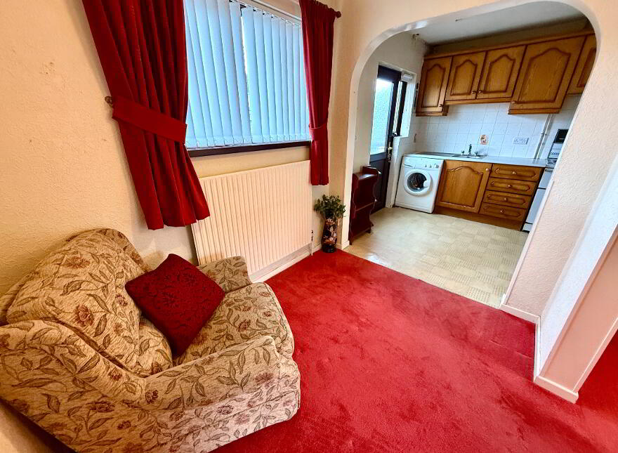 34 Erne Gardens, Irish Street, Londonderry, BT47 2HQ
