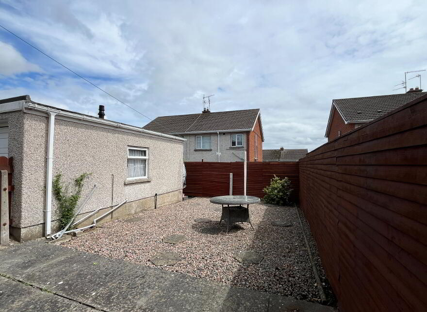 73 Wood Lane, Lurgan, BT66 7DL