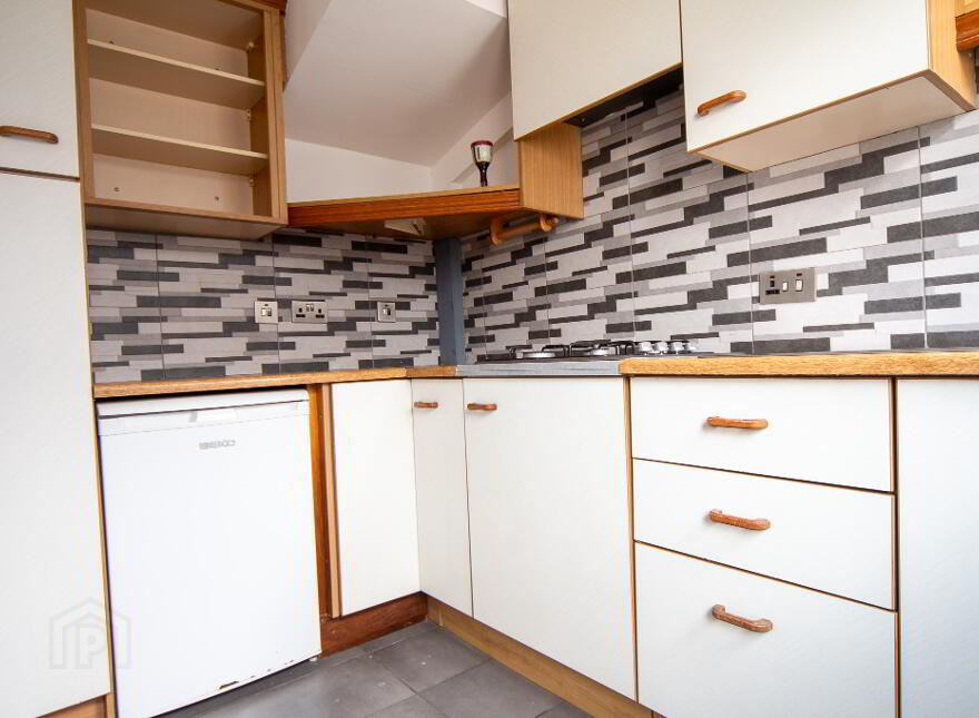 10 Stream Street, Newry, BT34 2AL