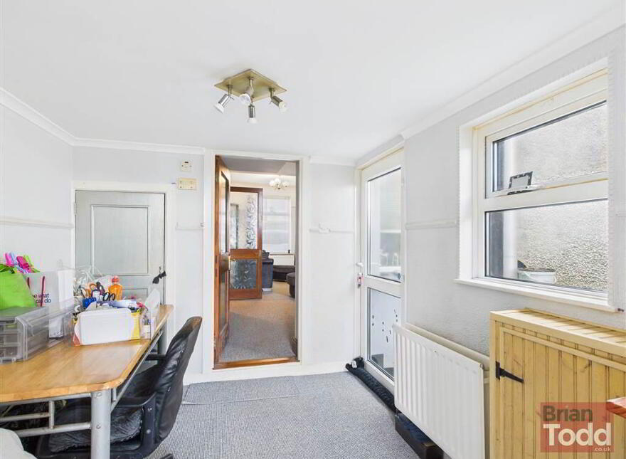 Bank Road, Larne, BT40 3AN