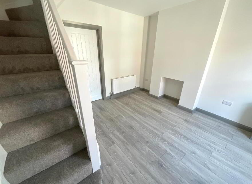 30 Acton Street, Belfast, BT13 3GU