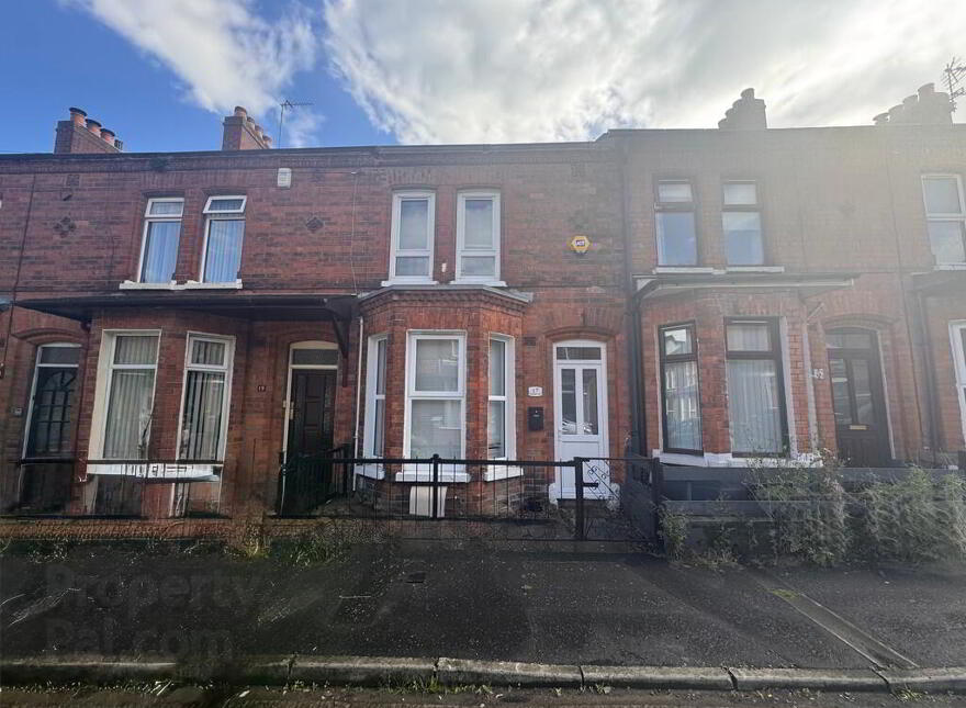17 Rochester Street, Belfast, BT6 8EU photo