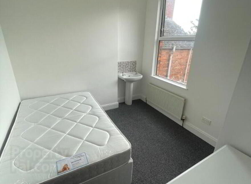 Unit 2, 37 South Parade, Belfast, BT7 2GL