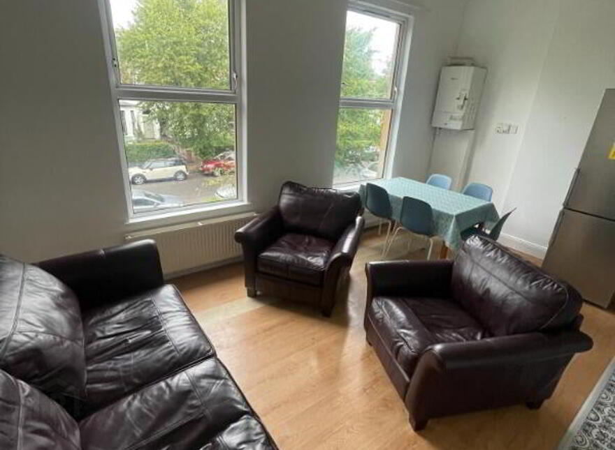 Unit 2, 37 South Parade, Belfast, BT7 2GL