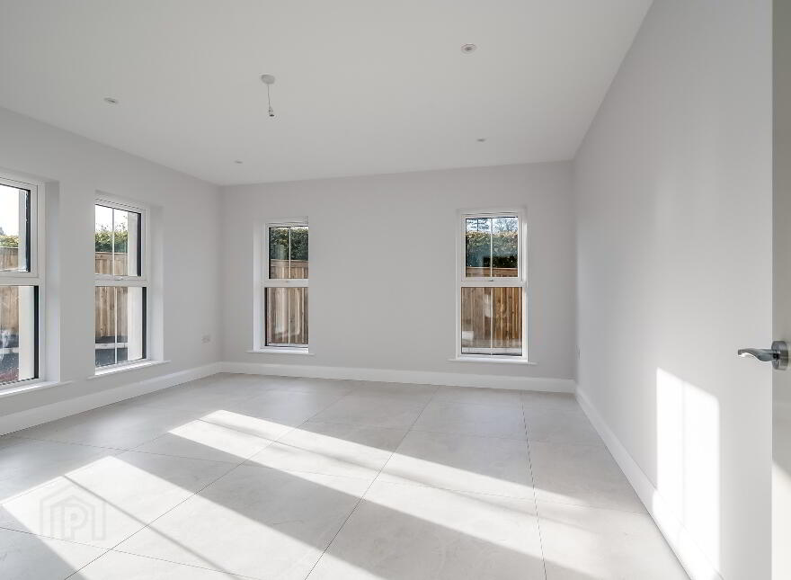 2 Lagan Villas, Lagan Villas, Hillsborough Road, Lisburn, BT27 5QY