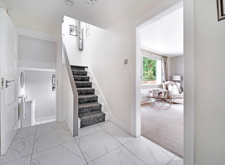 18 Central Avenue, Cookstown, BT80 8AJ