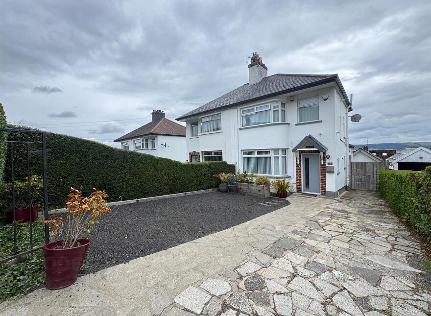 120 Serpentine Road, Whitewell Road, Newtownabbey, BT36 7JG photo