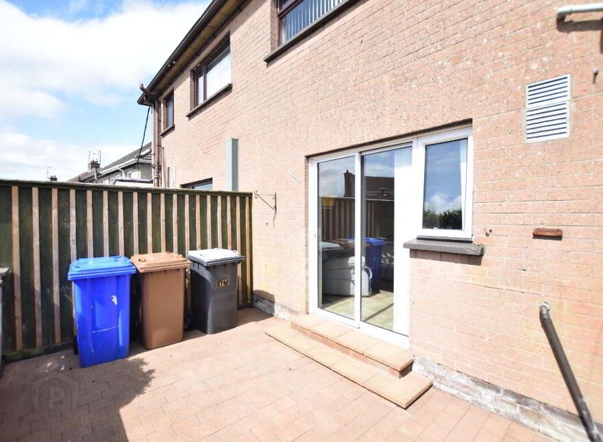 42 Windsor Crescent, Cookstown, BT80 8EZ