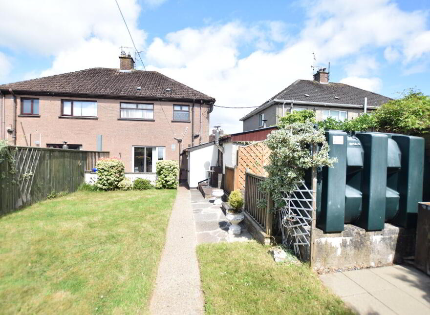 42 Windsor Crescent, Cookstown, BT80 8EZ