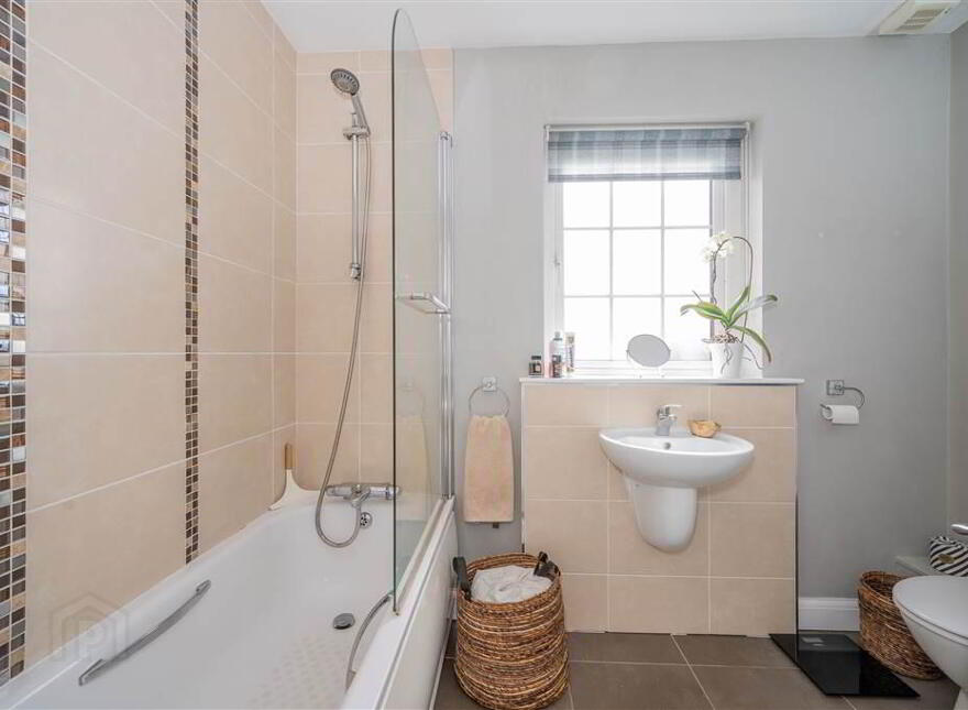 13 Goldstone Hall, Belfast, BT4 1JE