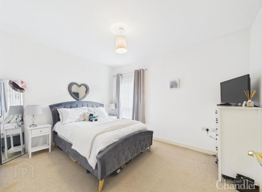 8 Lady Wallace Road, Lisburn, BT28 3WS
