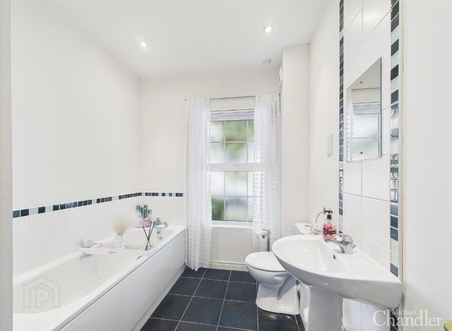 8 Lady Wallace Road, Lisburn, BT28 3WS