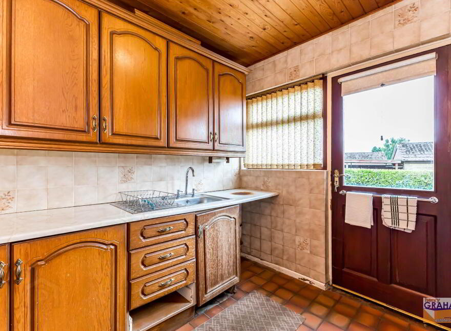 41 Ballymacash Road, Lisburn, BT28 3DT