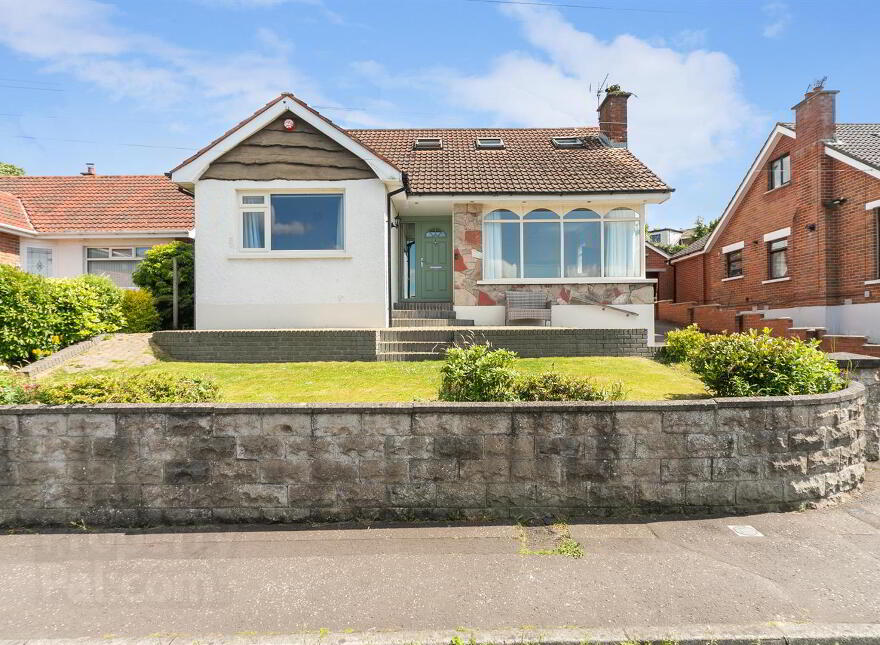 9 Glencregagh Park, Upper Knockbreda Road, Belfast, BT6 0NS photo
