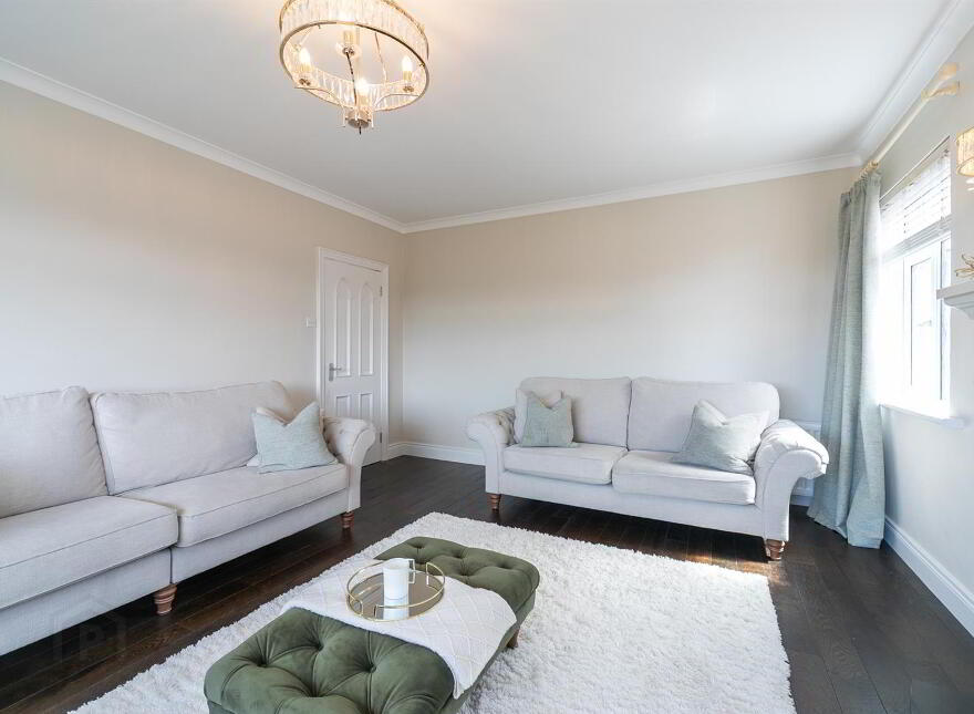 9 Glencregagh Park, Upper Knockbreda Road, Belfast, BT6 0NS