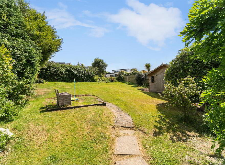 9 Glencregagh Park, Upper Knockbreda Road, Belfast, BT6 0NS