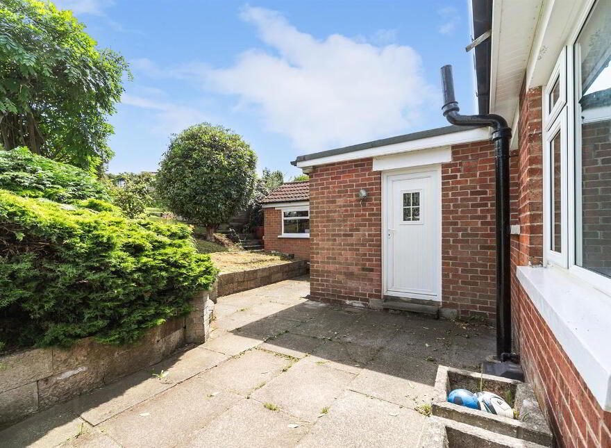 9 Glencregagh Park, Upper Knockbreda Road, Belfast, BT6 0NS