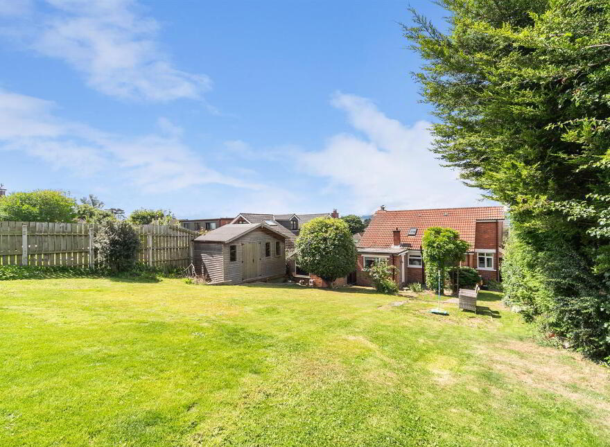 9 Glencregagh Park, Upper Knockbreda Road, Belfast, BT6 0NS
