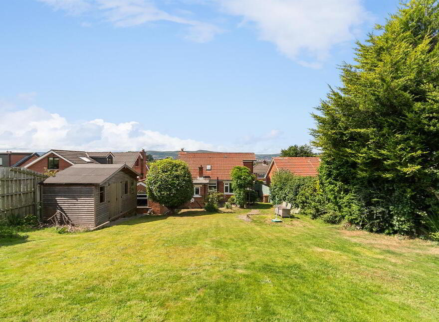 9 Glencregagh Park, Upper Knockbreda Road, Belfast, BT6 0NS