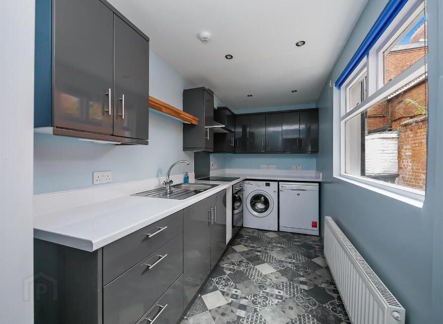 4 Rushfield Avenue, Ormeau Road, Belfast, BT7 3FP