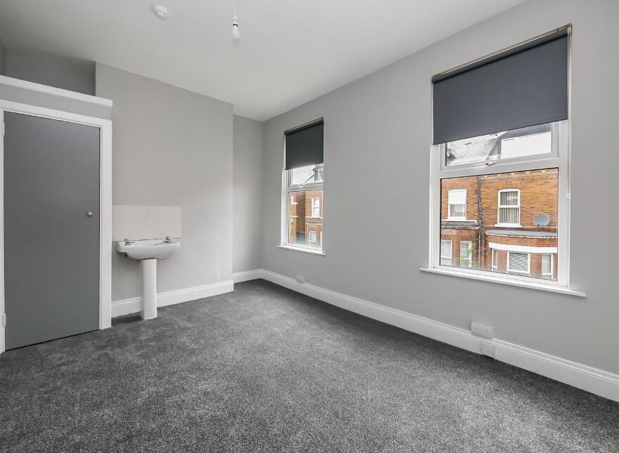 4 Rushfield Avenue, Ormeau Road, Belfast, BT7 3FP