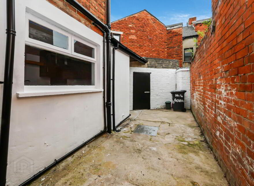 4 Rushfield Avenue, Ormeau Road, Belfast, BT7 3FP