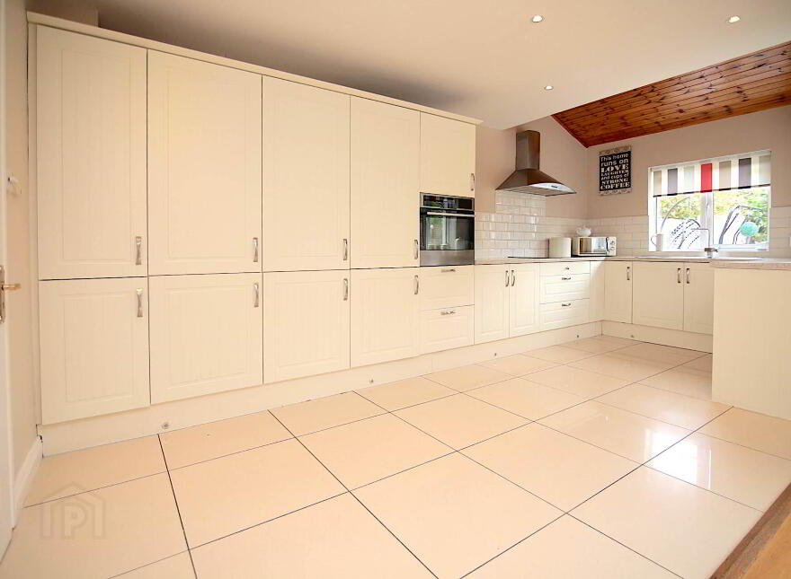11 Manorfields Crescent, Clonee, Dublin, D15Y7C5