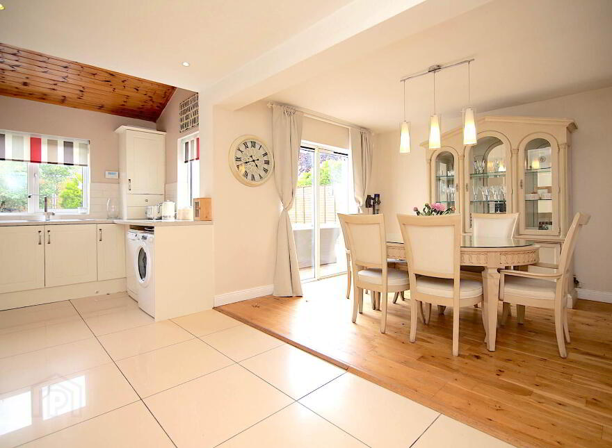 11 Manorfields Crescent, Clonee, Dublin, D15Y7C5