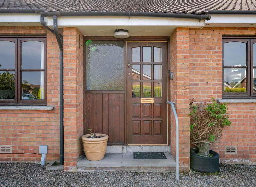 8 Erindee Gardens, Donaghadee, BT21 0NT