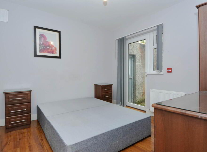 5 One Bedroom Apartments @, 63 Ulsterville Avenue, Belfast, BT9 7AT