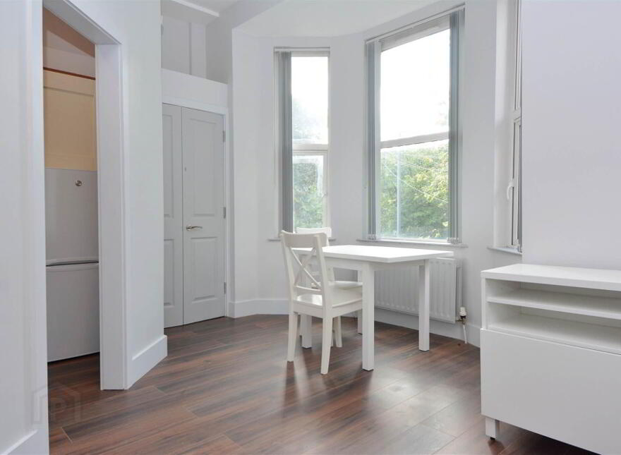 5 One Bedroom Apartments @, 63 Ulsterville Avenue, Belfast, BT9 7AT