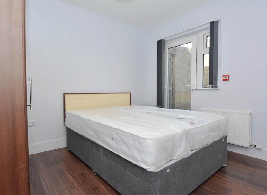 5 One Bedroom Apartments @, 65 Ulsterville Avenue, Belfast, BT9 7AT