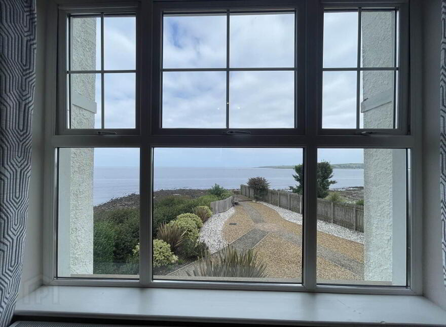 Apt 4, Glencairn, Glenarm Road, Larne, BT40 1EE
