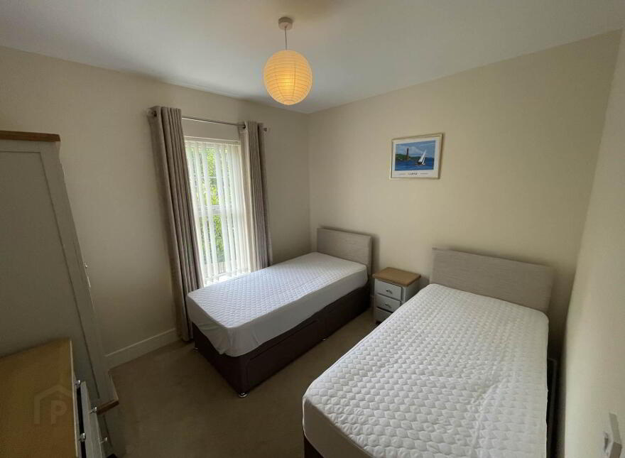 Apt 4, Glencairn, Glenarm Road, Larne, BT40 1EE