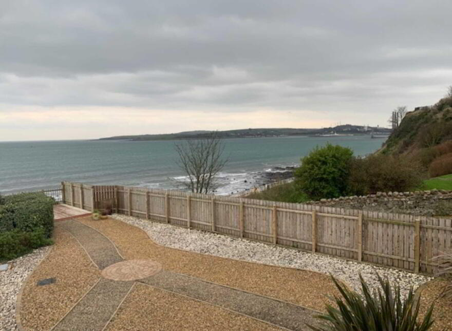 Apt 4, Glencairn, Glenarm Road, Larne, BT40 1EE