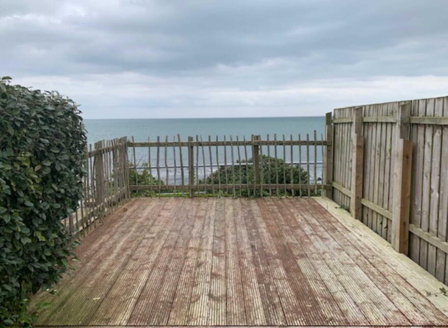 Apt 4, Glencairn, Glenarm Road, Larne, BT40 1EE