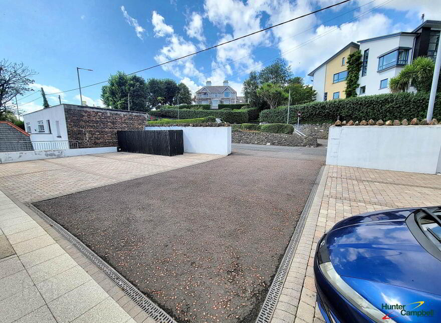 Apt 4, Glencairn, Glenarm Road, Larne, BT40 1EE