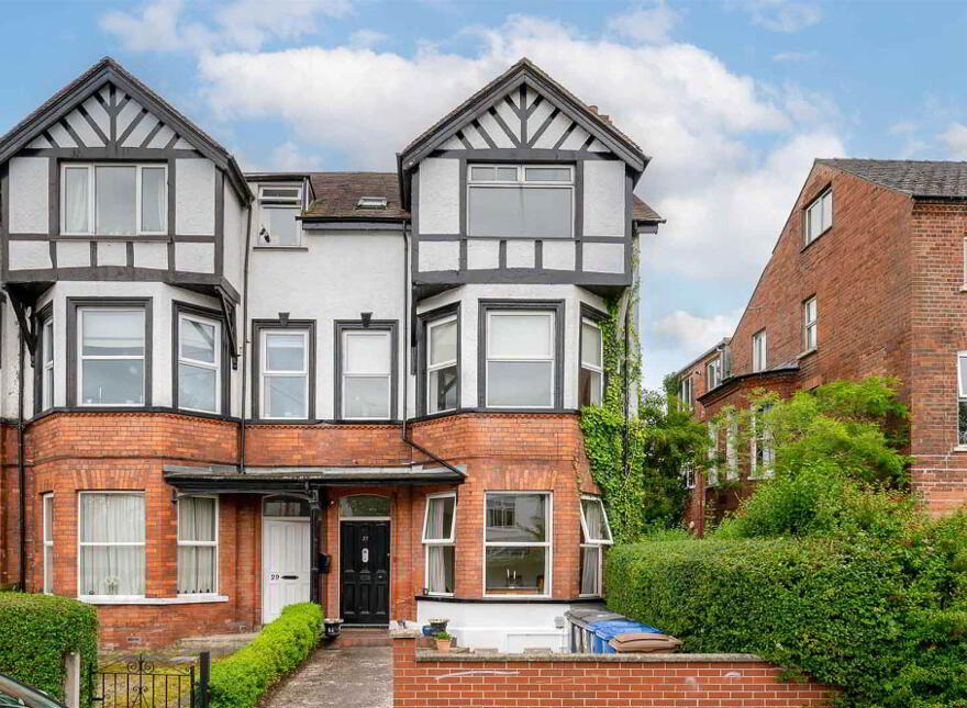 Apartment 2 27 Wandsworth Road, Belfast, BT4 3LS photo