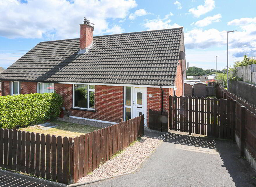 15 Meadowvale, Bangor, BT19 1DA photo