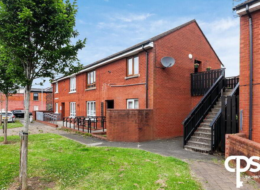 13b Blakely Terrace, Belfast, BT12 5HR photo